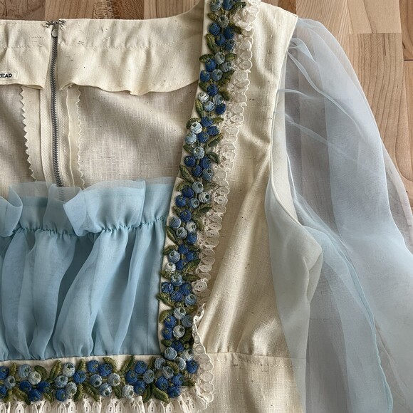 Vtg 60-70s Renaissance Style Dress Peasant Lace Floral Ribbon Cream Light Blue 6 - Picture 6 of 14
